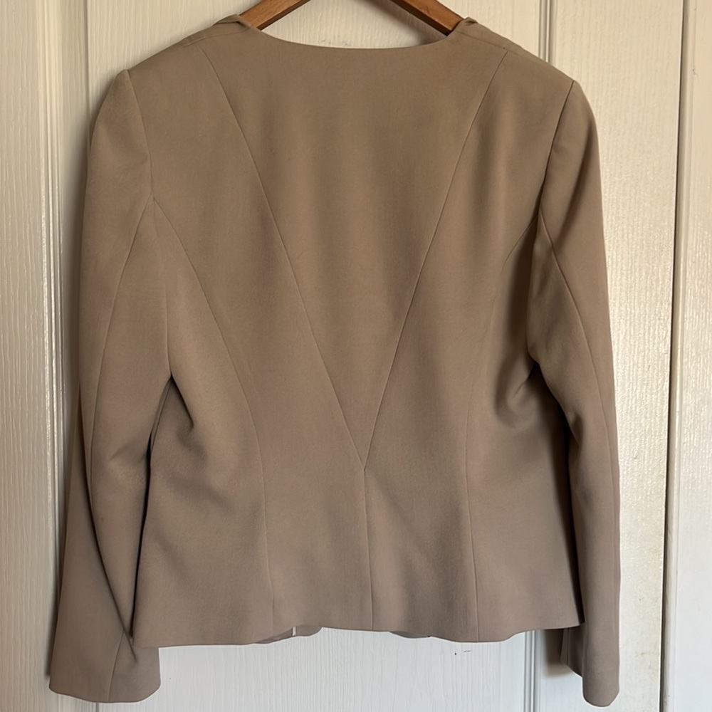 H&M Blazer - Picture 5 of 9